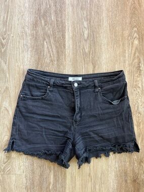Zenana Outfitters Black Frayed Hem Denim Shorts